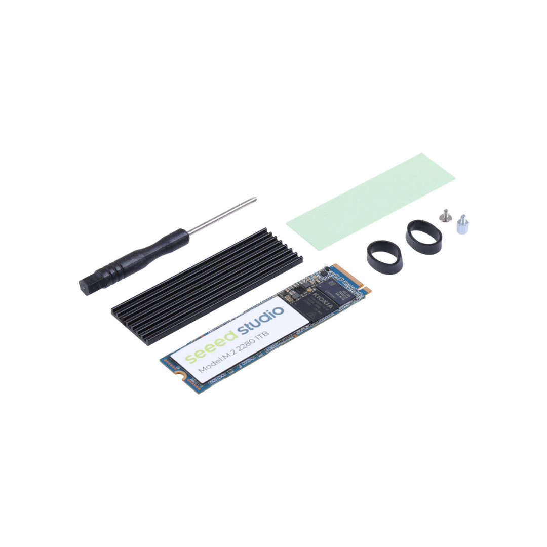 NVMe M.2 PCle Gen3x4 2280 Internal SSD (1TB)